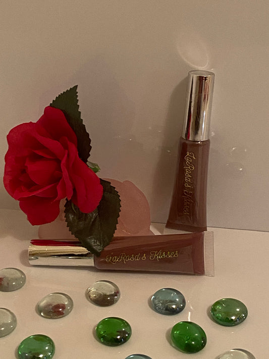 LaRosa's Kisses by Djae Costin- Lilly Lilac