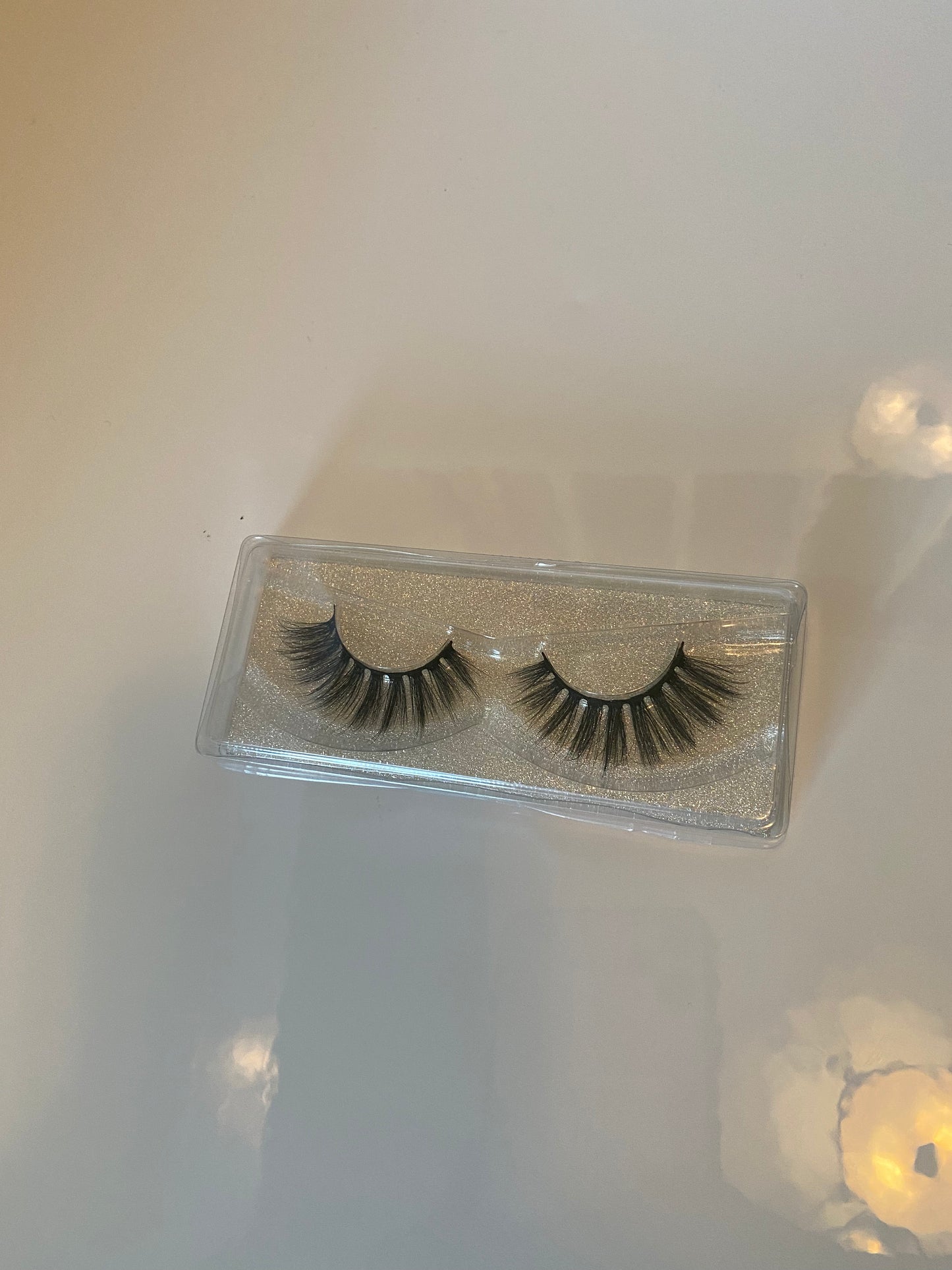 LaRosa’s Kisses by Djae Costin- Beauty Lashes